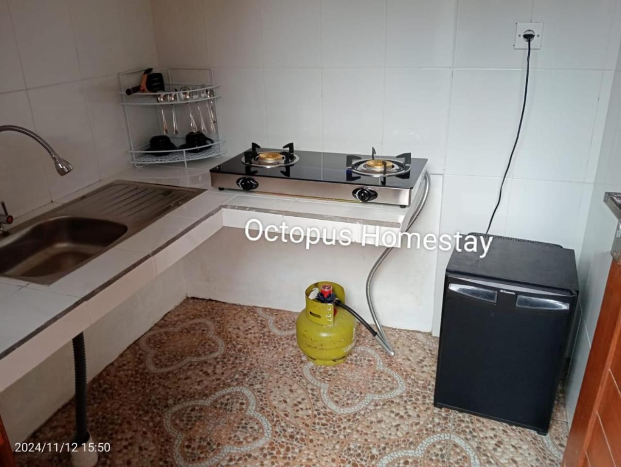 Octopus Homestay Uluwatu Екстериор снимка