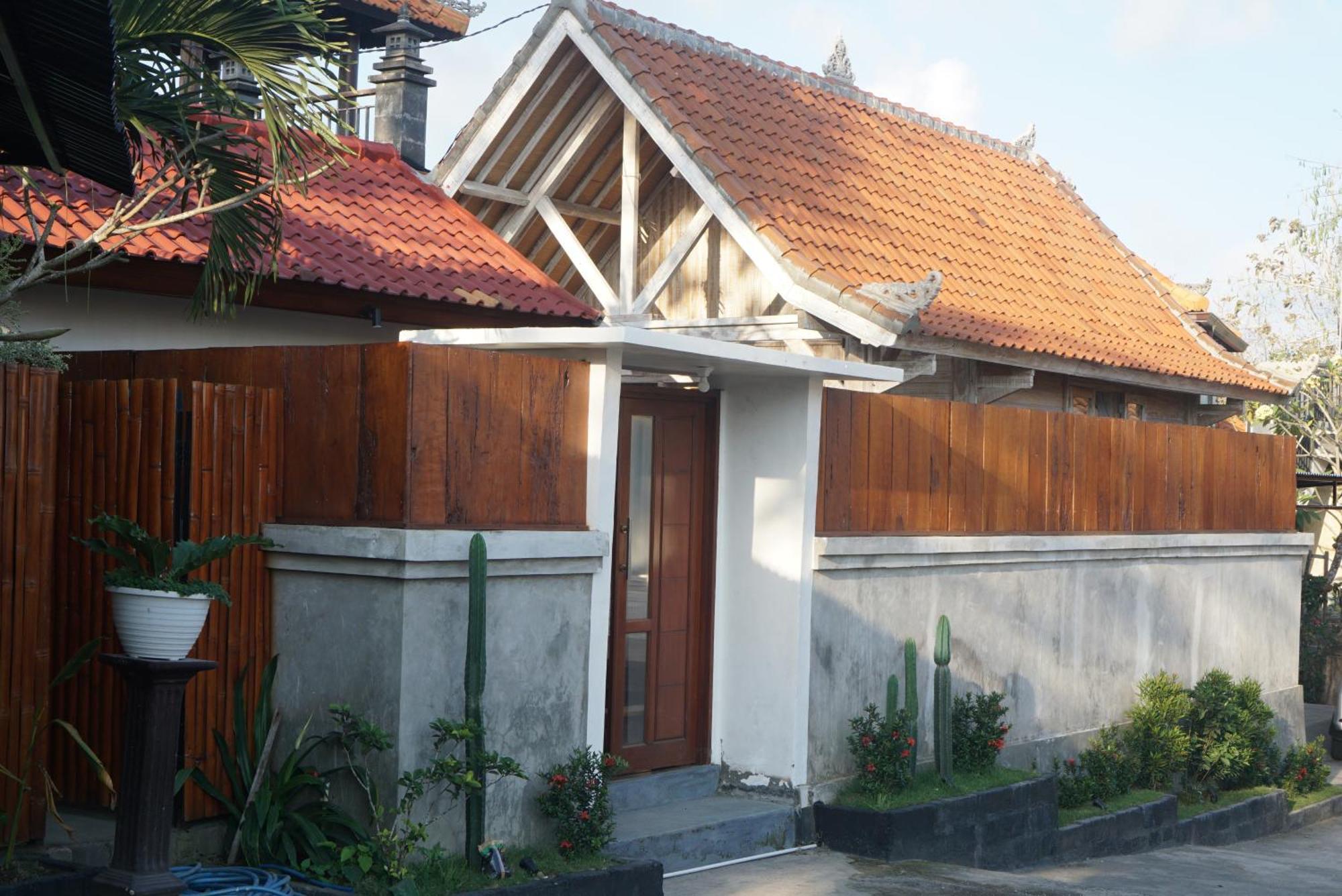 Octopus Homestay Uluwatu Екстериор снимка